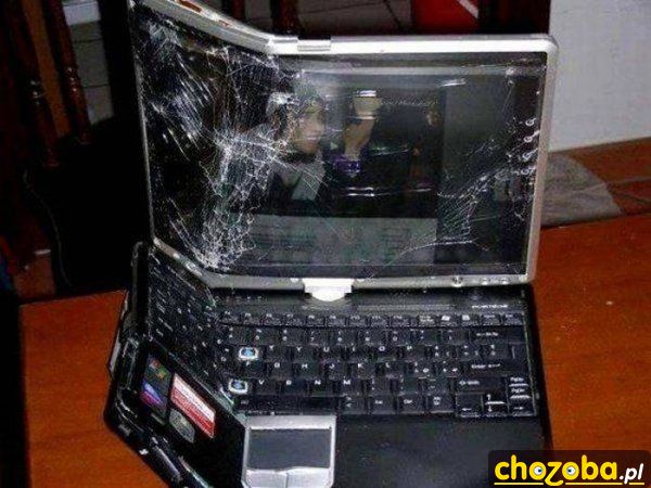 Laptop mi się połamał