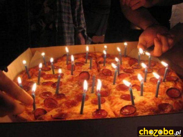 Urodzinowa pizza