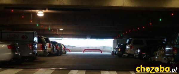 Parking - gdzie zielona lampka tam wolne miejsce