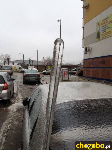 Nawet antena zamarzła