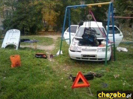 Podwórkowy mechanik