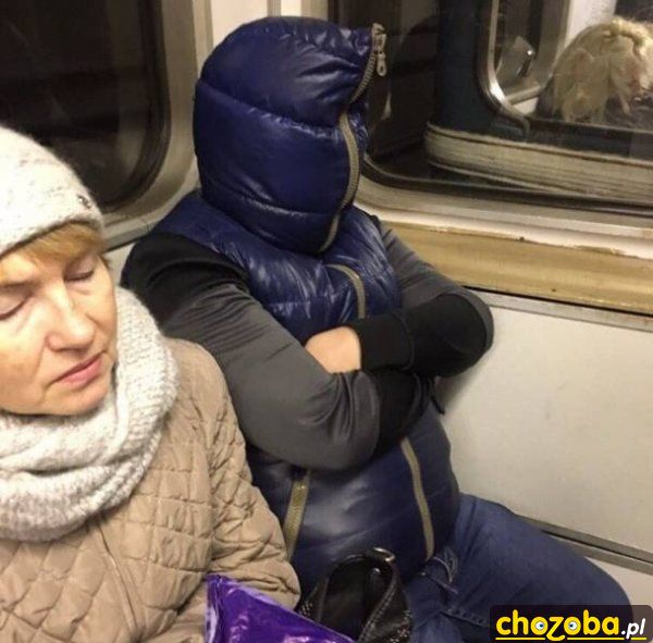 Kamizelka z kapturem