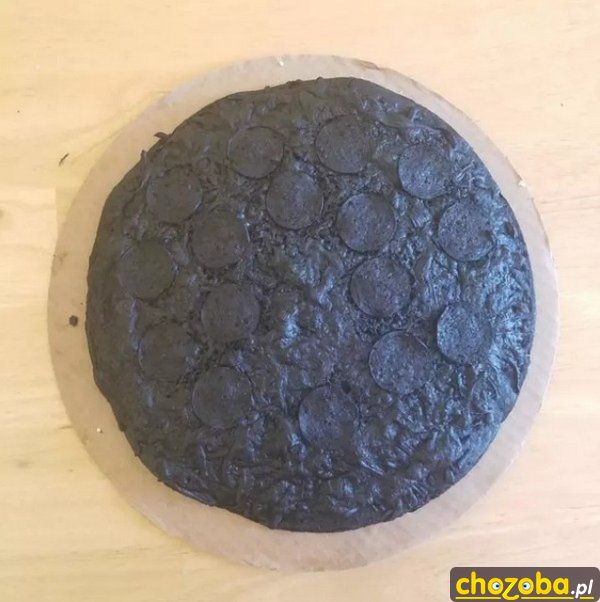 Pizza dobrze wypieczona