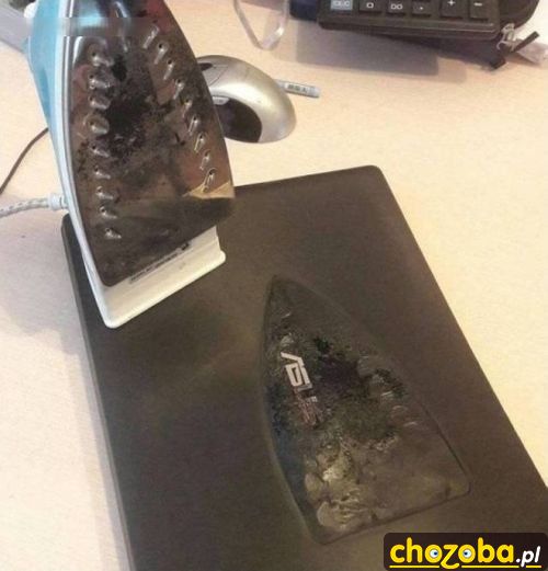 Przytopiony asus