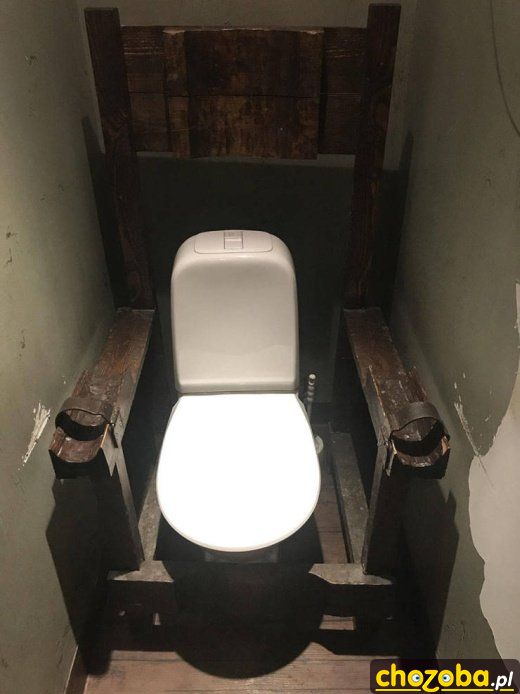 Średniowieczny sracz