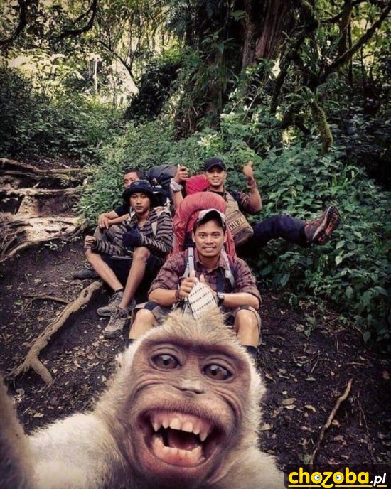 Selfie z ludźmi