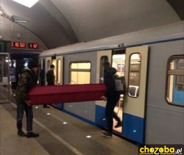 Z teściową w metrze