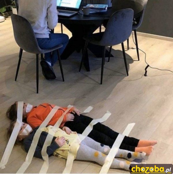 Praca w domu z dziećmi