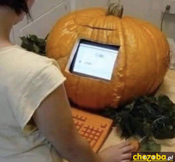 Komputer na Halloween