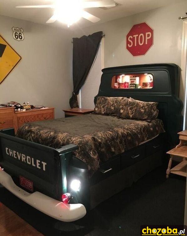 Łóżko marki Chevrolet