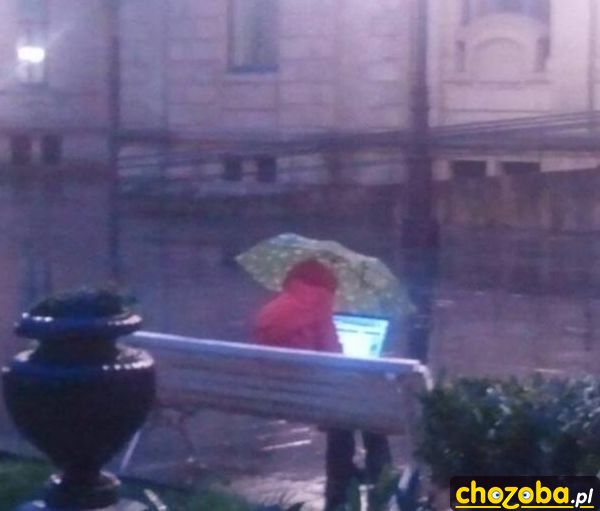 Wieczór przy laptopie