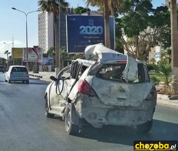 Auto na chodzie