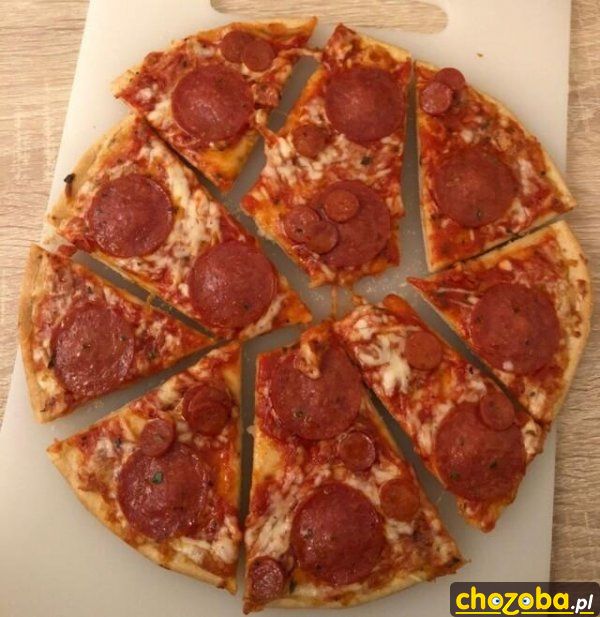 Pokrojona pizza