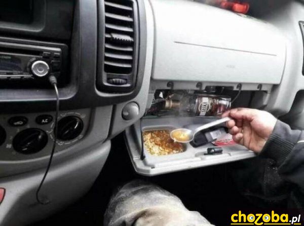Obiad w samochodzie