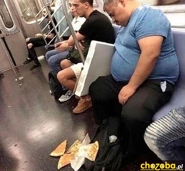 Pizza wypadła