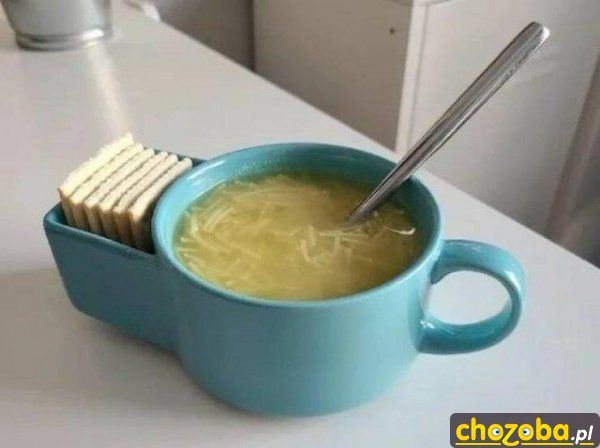 Kubek z pojemnikiem