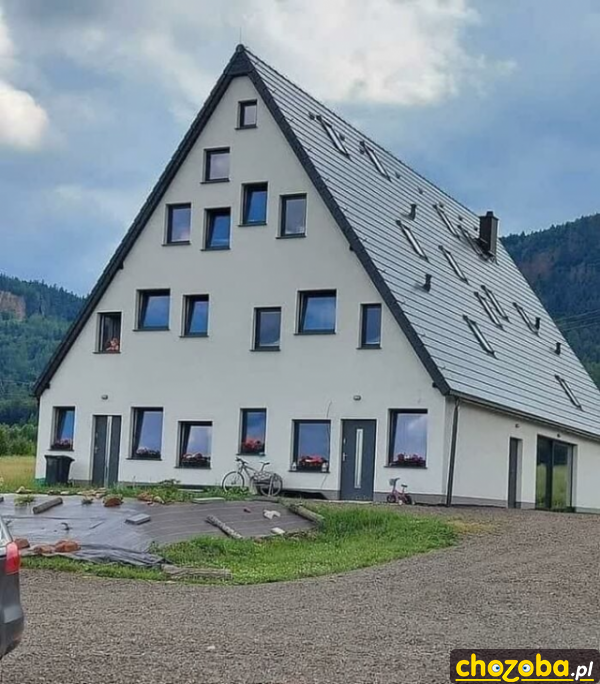 Dom z oknami