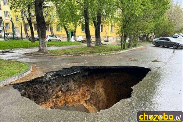 Dziura na ulicy
