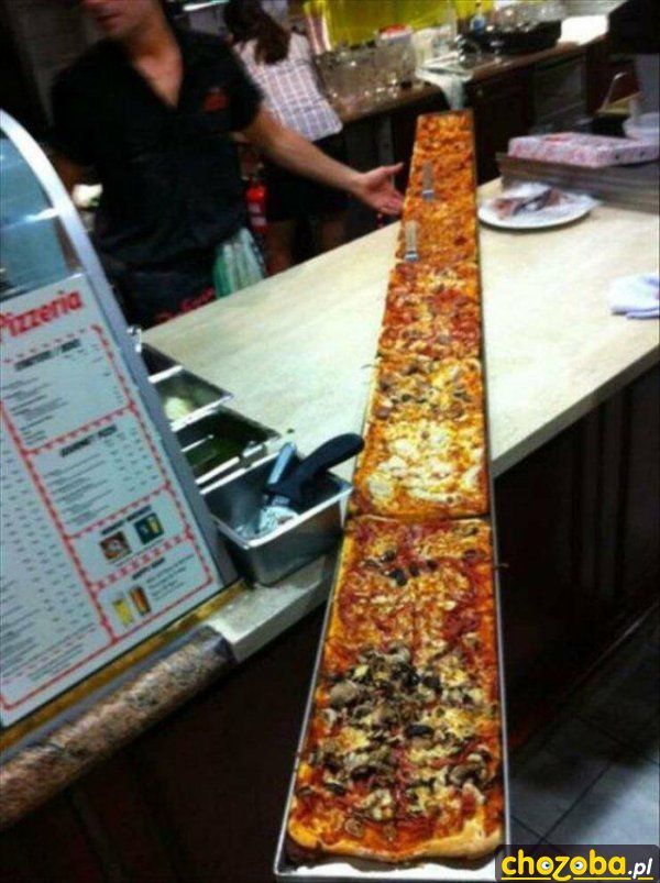Długa pizza