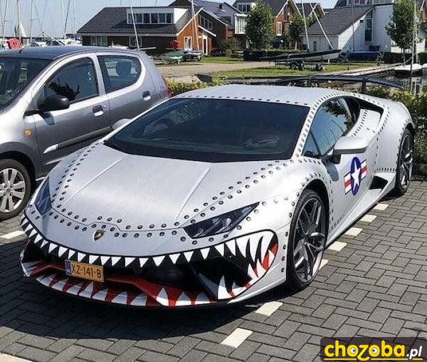 Groźne auto
