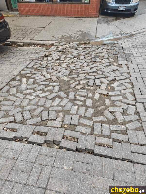 Z powrotem ułożone