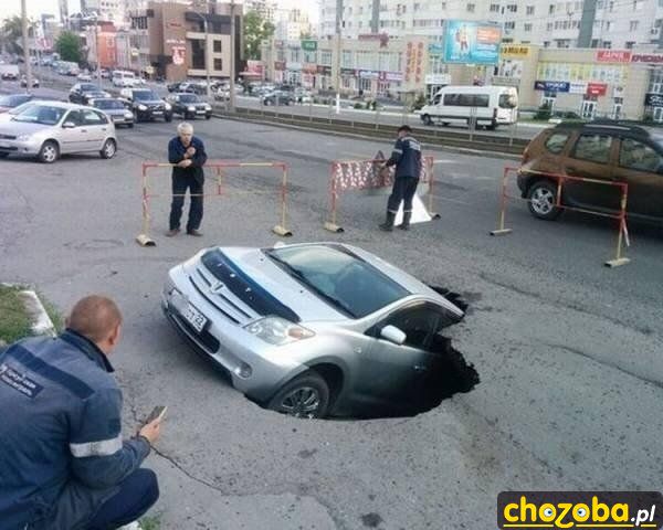 Dziura w drodze