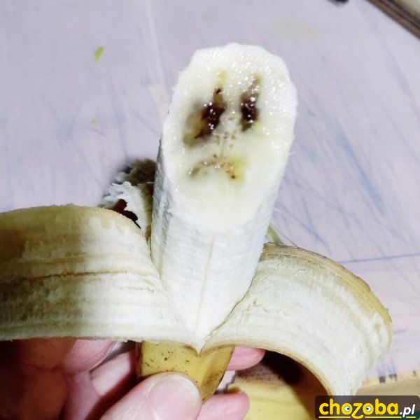Smutny banan